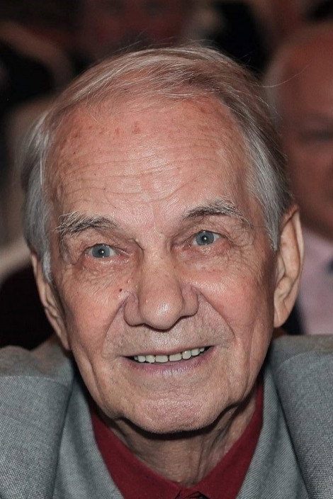 Yuriy Kayurov